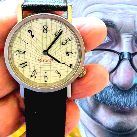 Vintage Einstein's theory of relativity watch with leather strap - Picture 10 of 12